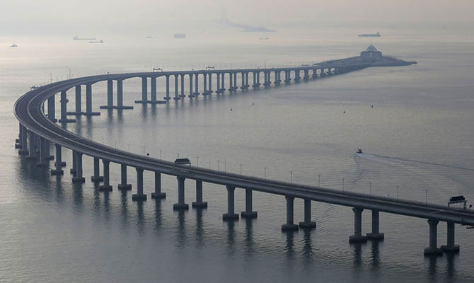 Китай возобновил строительство большей части инфраструктурных объектов