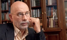 Писатель Акунин рассказал детали о заболевании коронавирусом