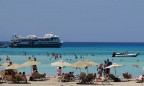 В Греции из-за рекордной жары открыли более 500 пляжей