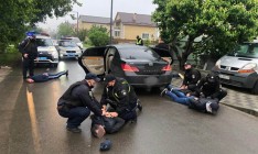 В Броварах под Киевом полиция провела массовые задержания в связи со стрельбой и стычками