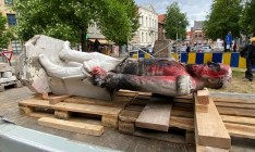 В Антверпене демонтировали памятник королю Леопольду Второму