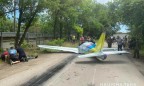 В Одессе на гипермаркет упал легкомоторный самолет, есть пострадавшие