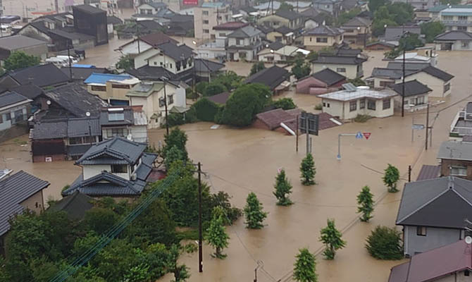 В Японии из-за ливней погибли не менее 15 человек