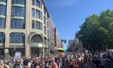В Берлине в ходе протестных акций пострадали почти пол сотни полицейских