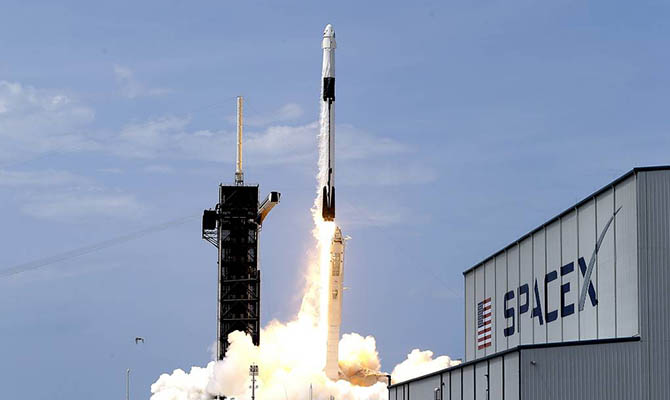 SpaceX планирует провести испытания корабля для полетов на Марс
