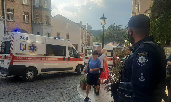 В ресторане в центре Киева прогремел взрыв, пострадали два человека