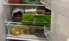 СБУ нашла 1,2 миллиона черного нала в холодильнике у коррупционеров «Укрзализныци»