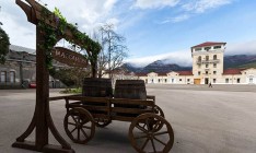 Российское власти Крыма выставили на торги винзавод «Массандра»