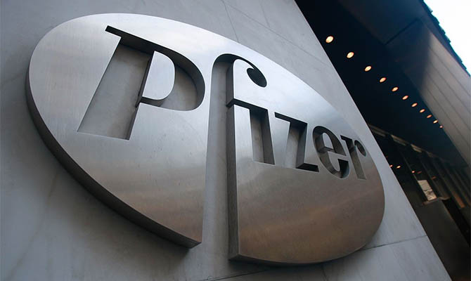Pfizer поставит вдвое меньше доз вакцины, чем планировалось