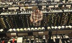 Американцы на самоизоляции стали гораздо больше употреблять алкоголь