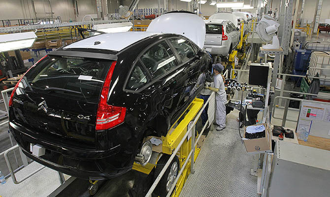 С начала года Украина потеряла треть автопроизводства