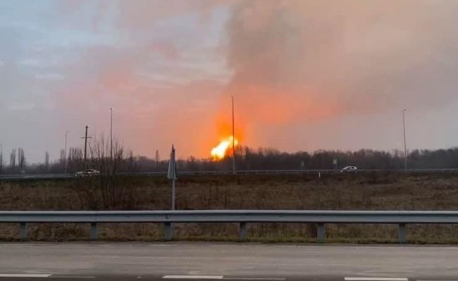 В Полтавской области продолжает гореть газопровод