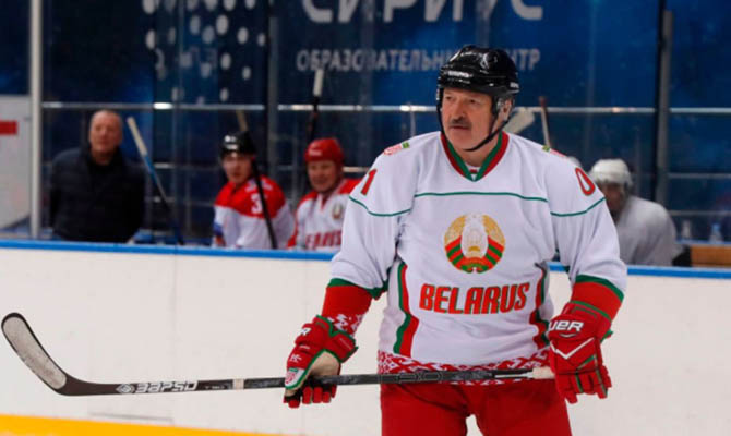 У Лукашенко забирают чемпионат мира по хоккею