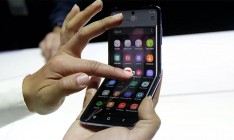 Samsung выпустит летом новое поколение смартфонов с гибким дисплеем