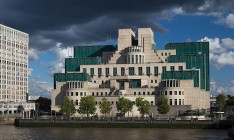 MI-6 решила привлекать в свои ряды родившихся за рубежом британцев