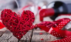 Большинство украинцев планируют дарить подарки на День святого Валентина