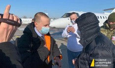 НАБУ сняло с самолета бывшего зампредправления ПриватБанка