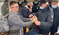 Ряд нардепов от «Слуги народа» потребовали судить Стерненко в Киеве