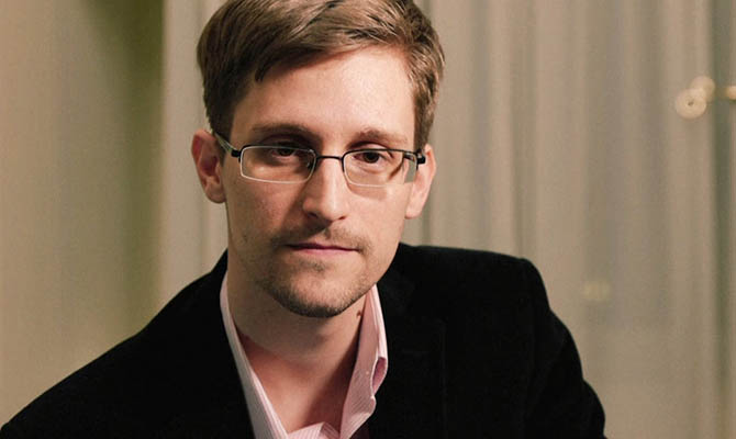 Сноуден подаст документы на гражданство РФ