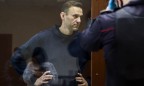 Навальный уже потерял в колонии 8 килограмм