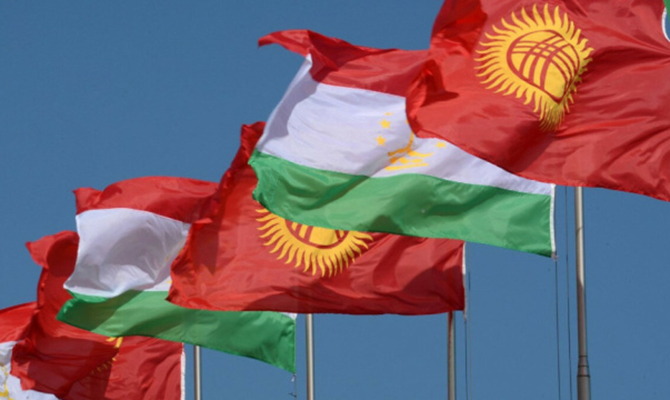 Кыргызстан и Таджикистан подписали протокол о демаркации общей границы