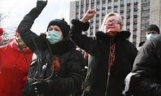 Почти половина украинцев поддерживают запрет георгиевской ленты