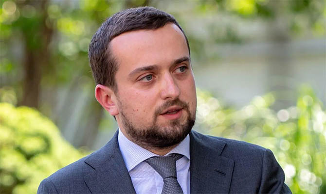 У Зеленского хотят создать в каждом облцентре многопрофильную больницу с возможностью трансплантации органов