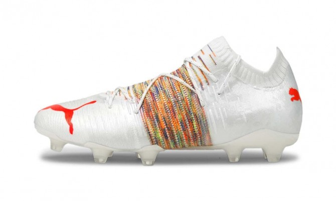 Как выбрать футбольные бутсы: размер, материал, используемые технологии