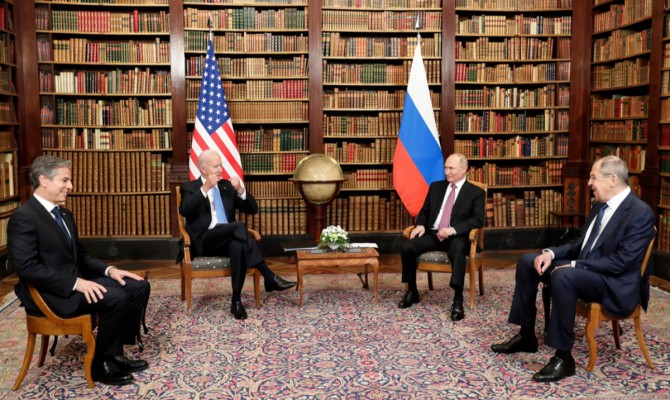 Встреча Байдена и Путина завершилась, американский лидер покинул виллу Ла-Гранж