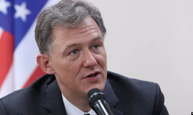 Джордж Кент временно заменит Кристину Квин в Киеве