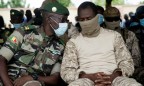 Президента Мали попытались зарезать в мечети
