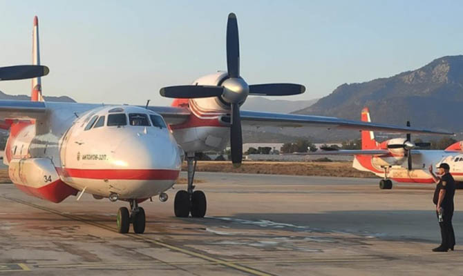 ГСЧС Украины продолжает помогать Турции тушить лесные пожары