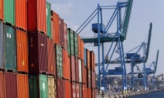 Профицит внешней торговли Украины в I полугодии сократился почти на 50%