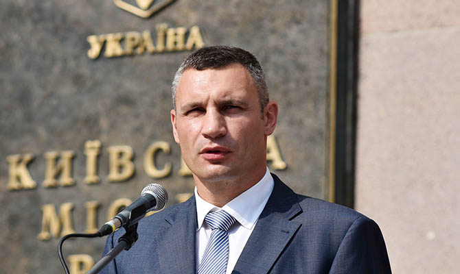 К подчиненным Кличко опять пришли с обысками