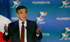 Бывшего премьера Франции заподозрили в растрате