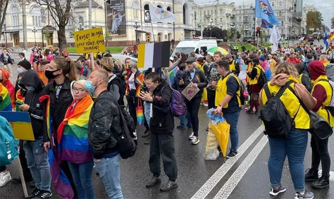 В Киеве проходит Марш Равенства с политическими требованиями
