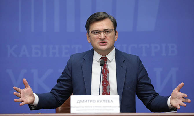 Кулеба заявил, что иностранные послы в Украине позволяют себе слишком много