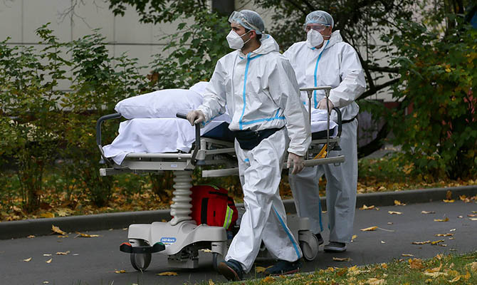 В РФ 1159 смертей из-за коронавируса за сутки – это новый максимум за пандемию