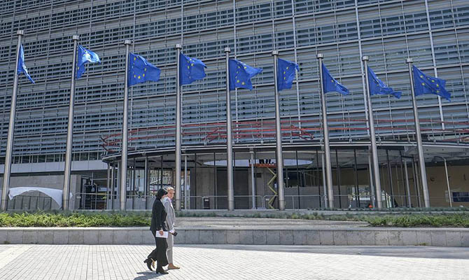 ЕС обнародовал решение об исключении Украины из «зеленого списка»