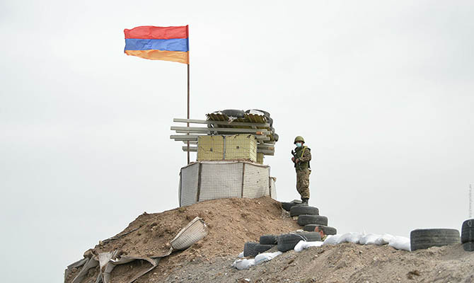 Армения заявила о шести погибших в боях на границе 16 ноября