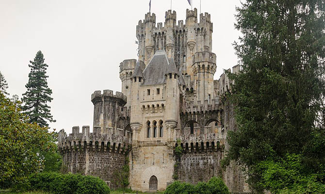 Российский миллионер купил один из самых известных испанских замков
