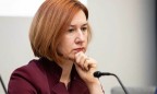 В Этический совет, который отбирает украинцам судей, включили Лавли Перинг, изгнанную из прокуратуры Латвии за неэтическое поведение, — депутат
