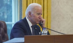 Байден предупредил Путина о последствиях в случае нападения РФ на Украину