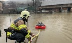 Из-за паводка на Закарпатье затопило треть области