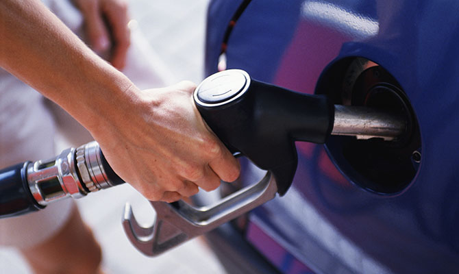 В Украине увеличена предельная цена бензина и дизтоплива