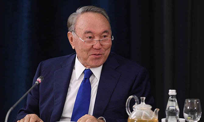 У Назарбаева нашли активов на 8 млрд долларов