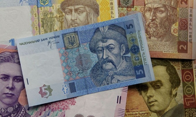 НБУ розпочинає поступово вилучати з обігу паперові банкноти номіналами 5, 10, 20 та 100 гривень